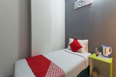 Oyo 1003 Rich Calton Hotel