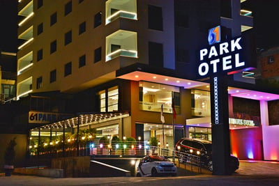 61 Park Otel