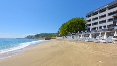 Floria Beach Hotel