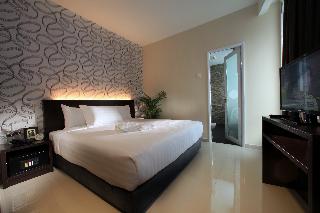 Izumi Hotel
