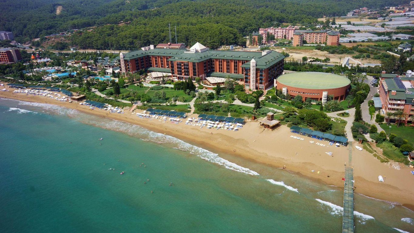 AQI Pegasos Resort