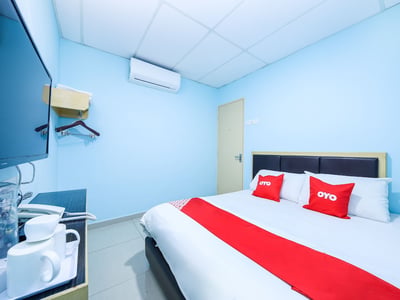 Oyo 89842 Hotel 22 Northport