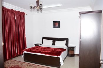 Al Eairy Furnished Apartments Al Madinah 9 (no Front Desk Please Contact The Property 5 Days Before Arrival)