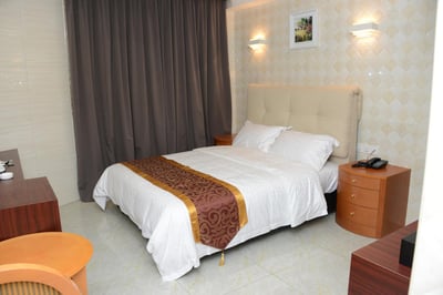 Suwara Hotel