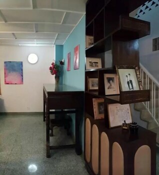 Oriental Heritage House (no Front Desk Need To Contact Property 5 Days In Advance)