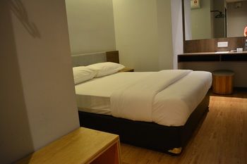 Go Hotel(go Hotel Subang Jaya)(23km Away From Kuala Lumpur)