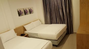 Iris Hotel Kajang(formerly Oyo 337 Iris Hotel)(24 Km Away From Kuala Lumpur)