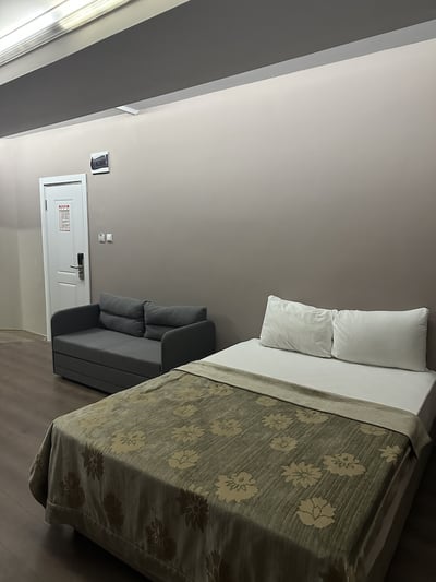 Grand Deluxe Hotel