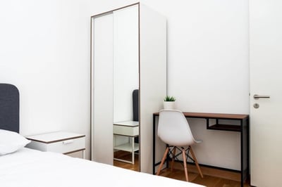 Duet Homestay (no Front Desk Need To Contact Property 5 Days In Advance)