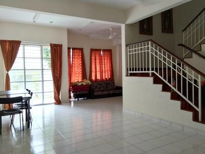 Nadrah Putrajaya Homestay (no Front Desk Please Contact The Property 5 Days Before Arrival)
