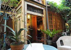 Ellinas Staycation Classic House Kl (no Front Desk Please Contact The Property 5 Days Before Your Arrival)
