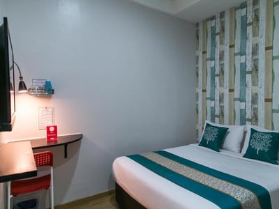 Oyo 201 Smile Hotel Selayang Point(17 Km Away From Kuala Lumpur)