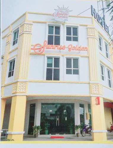 Oyo 335 Sunrise Golden Hotel