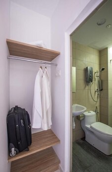 Sovotel At Damansara Uptown 36 (no Front Desk Need To Contact Property 5 Days In Advance)