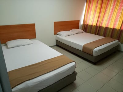 Hibiscus City Hotel Pudu