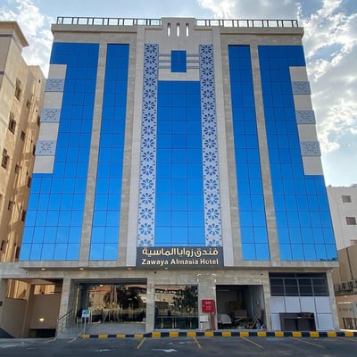 Diamond Corners Circular Hotel