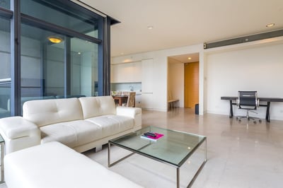 Troika Klcc Luxury Suite (no Front Desk Need To Contact Property 5 Days In Advance)