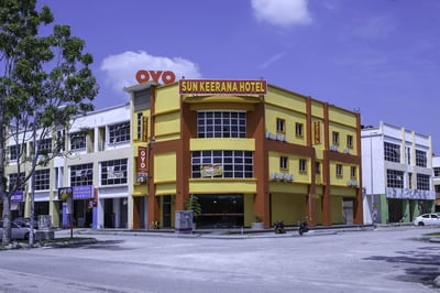 Oyo 89387 Sun Keerana Hotel