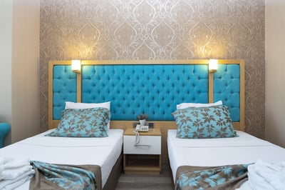 Niss Business Hotel (Also Known As Porte Boutique Hotel)