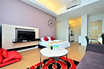 Lts Homestay At Swiss Garden Residence (no Front Desk Please Contact The Property 5 Days Before Arrival)