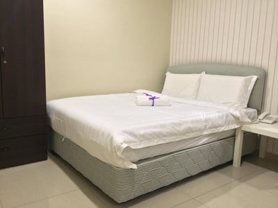 Victory G Hotel
