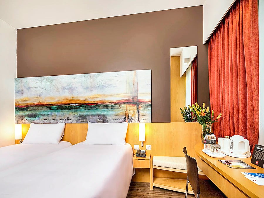 Ibis One Central
