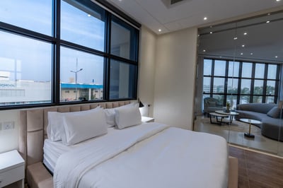 Tura Residence(no Front Desk Contact The 5 Days In Advance)