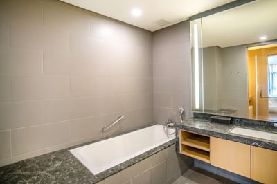 The Platinum Suites 2 By Emily In Town(no Front Desk Contact The 5 Days In Advance)