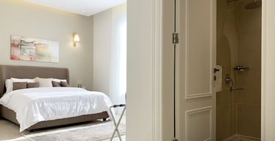Kease Yasmin E 5 Royal Touch Gx67(no Front Desk Please Contact The Property 5 Days In Advance)