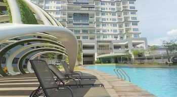 Skypod Residence (no Front Desk Need To Contact Property 5 Days In Advance)
