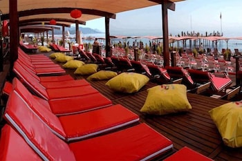 Mira Magic Dream Park Resort(42km Away From Antalya)(does Not Accept Men Only Bookings)