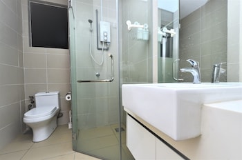 Icon City Family Suite By Lim (no Front Desk Please Contact The Property 5 Days Before Your Arrival)
