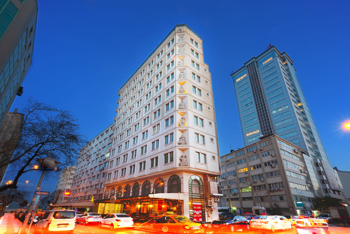Marla Hotel