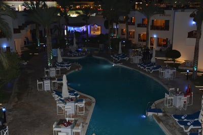 Magic Stay At Le Mirage Hotel