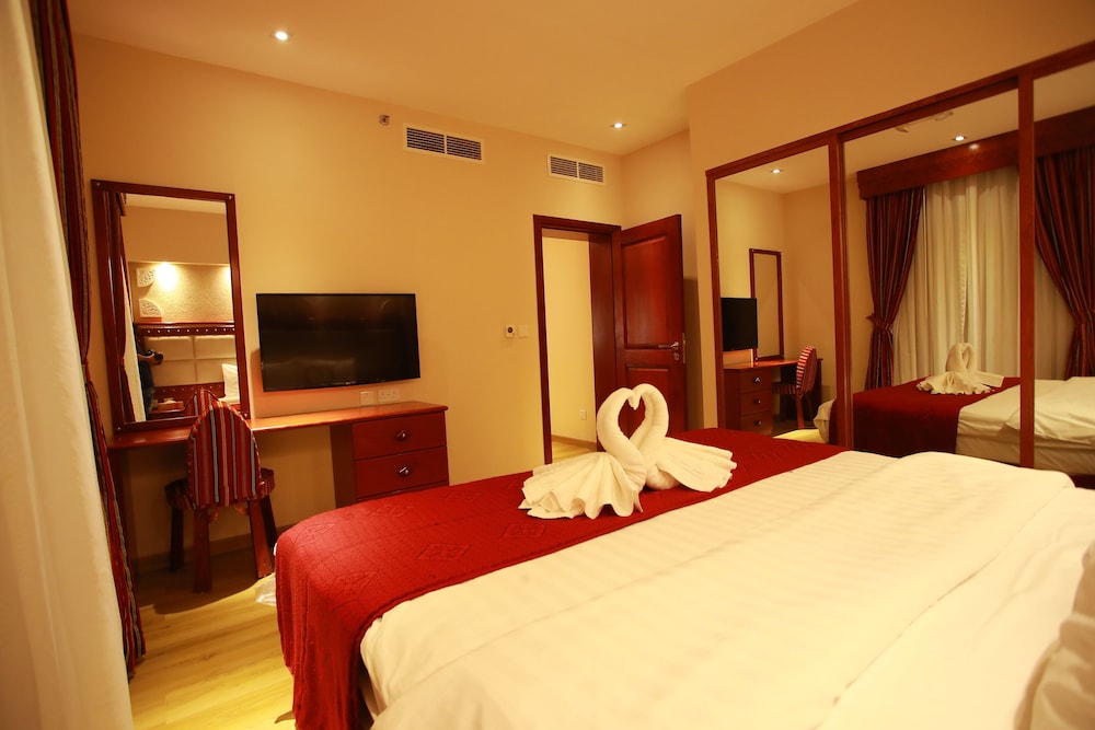 Al Liwan Suites Rawdat Al Khail doha | سندباد