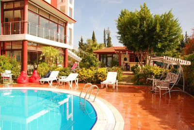 Carna Garden Hotel