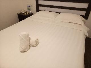 Sri Bernam Hotel
