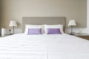 Victoria Home Platinum Suites(no Front Desk Need To Contact Proprety 7 Days In Advance To Arrange Check In )