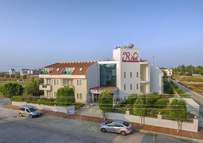 Risus Hotel Side