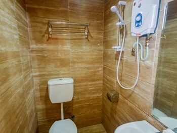 Nida Rooms Bukit Bintang Food Street Favorite (no Front Desk Need To Contact Property 5 Days In Advance)
