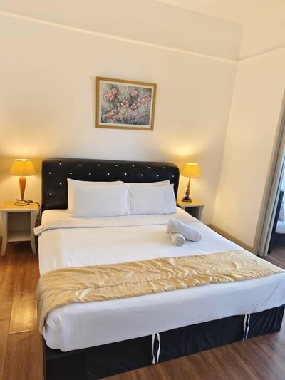 Kl Grand Service Suite At Times Square