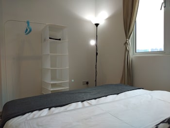 Suria Next To Desa Parkcity (no Front Desk Please Contact The Property 5 Days Before Your Arrival)