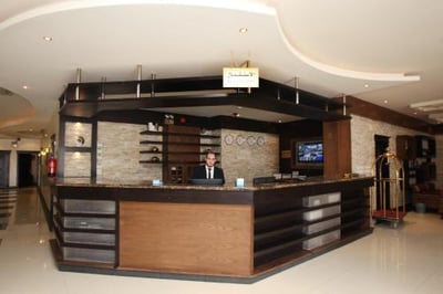 Rest Night Hotel Suites Al Falah