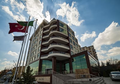 Tzob Otel