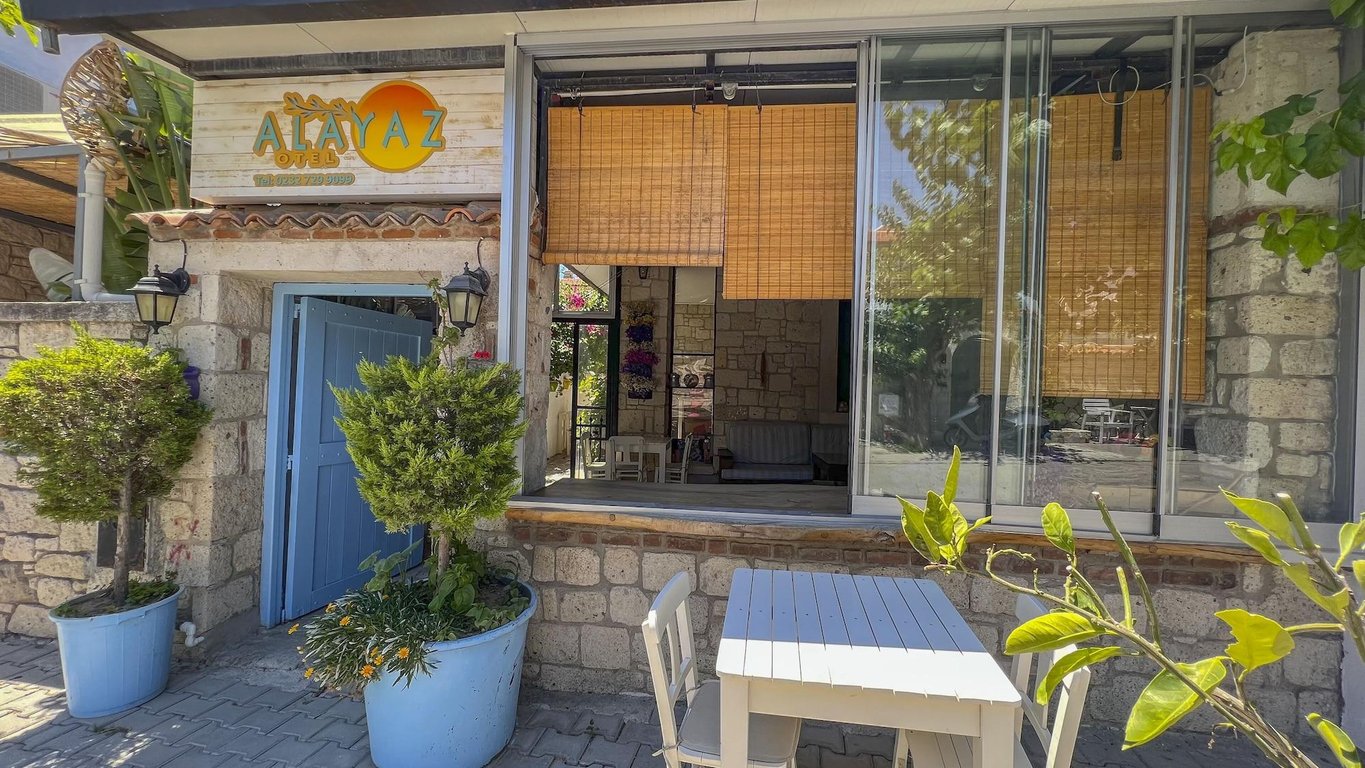 Alayaz Hotel