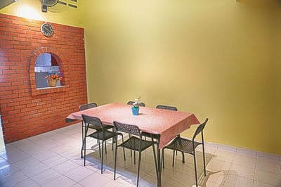 Maxi Home (no Front Desk Need To Contact Property 5 Days In Advance)