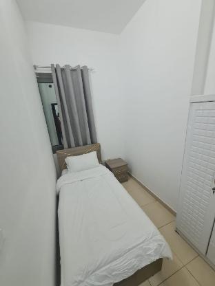 Charming Emirates Hostel Female Only