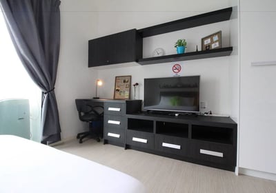 Paris Dream At The Grand Sofo (no Front Desk Need To Contact Property 5 Days In Advance)