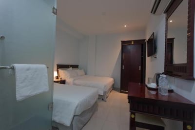 Happy Holiday Hotel