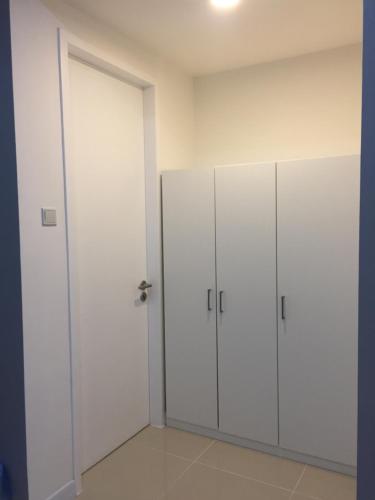 Suria North Kiara Mont Kiara Apartment (no Front Desk Need To Contact Property 5 Days In Advance)